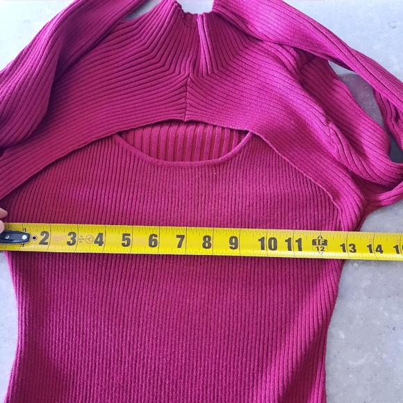 Almost Famous Bodycon Sweater Dress Sz Lg/Med Burgundy Wine Red Cutout Ribbed - Picture 9 of 11